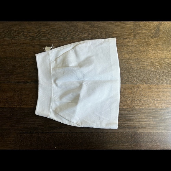 NWT woman’s white skirt. Great brand! - Picture 3 of 3